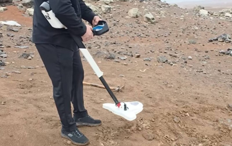 Vertex Vitran VX 10: تقنية صوتية ثورية لكشف الذهب