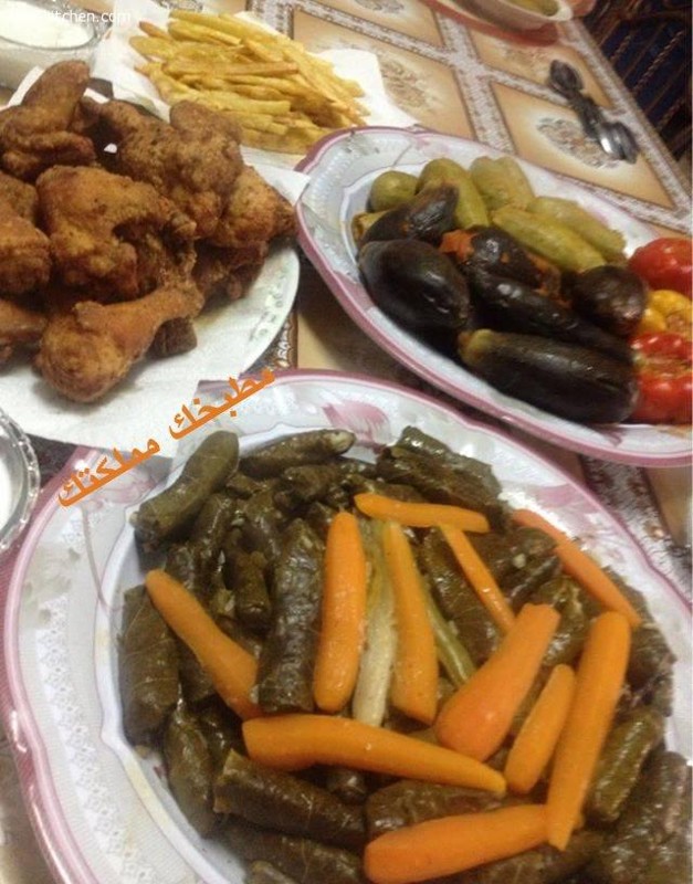 طريقة محاشي الباتنجان والفليفله مع ورق العنب